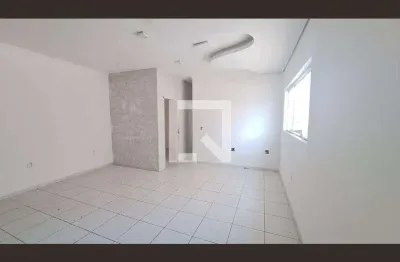 Kitnet / stúdio para alugar na rua tiradentes, jardim dos ipês, suzano por r$ 1.200