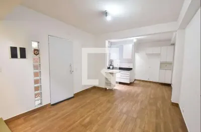 Casa com 1 quarto para alugar na Rua Backer, Cambuci, São Paulo
