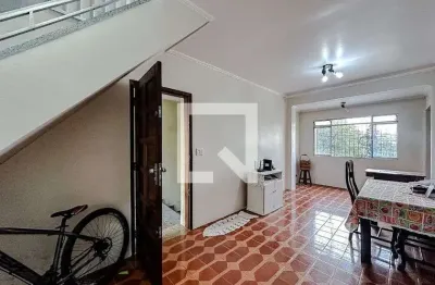 Casa com 4 quartos para alugar na Rua Canuto Saraiva, Mooca, São Paulo