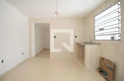 Casa com 1 quarto para alugar na Rua Pedro Leolino Mariz, Parque Regina, São Paulo