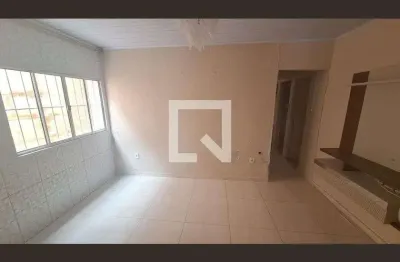 Casa com 2 quartos para alugar na Rua São Carlos, Cidade Edson, Suzano