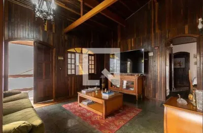 Casa com 5 quartos para alugar na Rua Luís Juliano, Interlagos, São Paulo