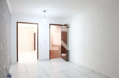Casa com 3 quartos para alugar na Rua Regina Dalboni, Jardim Pilar, Mauá