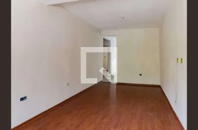 Casa com 2 quartos para alugar na Rua Nazir Miguel, Parque Ipê, São Paulo