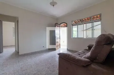 Casa com 1 quarto para alugar na Rua Antônio Pedro Ceará, Ponte Rasa, São Paulo