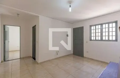 Casa com 1 quarto para alugar na Rua Anhanga, Vila Marina, Santo André