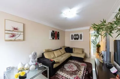 Casa com 3 quartos para alugar na Rua Visconde de Ataíde, Vila Carrão, São Paulo