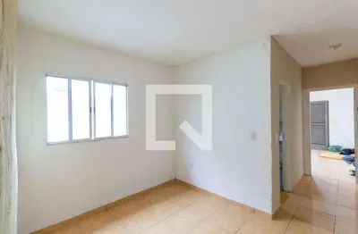 Casa com 3 quartos para alugar na Rua Alto Araguaia, Artur Alvim, São Paulo