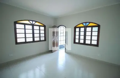 Casa com 3 quartos para alugar na Rua Itabaiana, Mooca, São Paulo