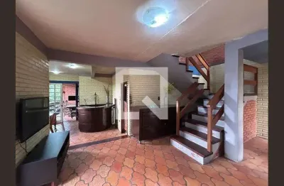 Casa com 4 quartos para alugar na Rua Marechal Câmara, Ideal, Novo Hamburgo