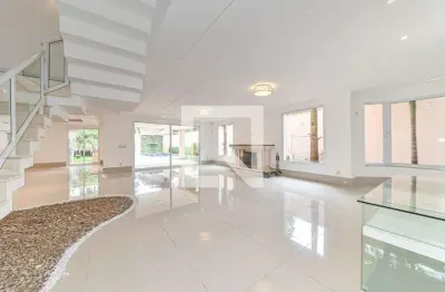 Casa com 4 quartos para alugar na Rua Irineu Marinho, Santo Amaro, São Paulo