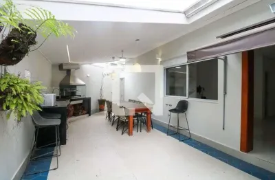 Casa com 3 quartos para alugar na Rua Manguatá, Brooklin, São Paulo
