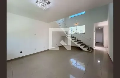 Casa com 4 quartos para alugar na Rua Professora Diomar Fernandes Raldi, Lenheiro, Valinhos