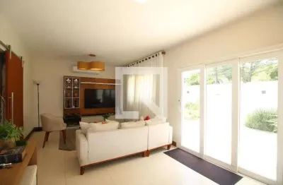 Casa / sobrado em condomínio para aluguel - taquara, 4 quartos,  316 m² - rio de janeiro