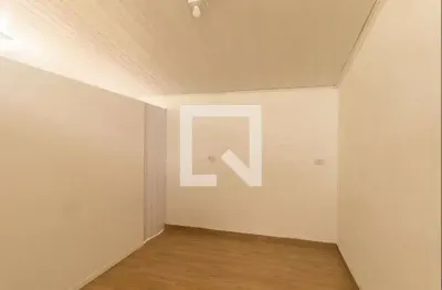 Casa com 1 quarto para alugar na Rua Mercedes Stresser, Bairro Alto, Curitiba