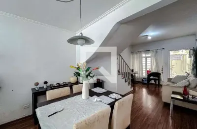 Casa com 2 quartos para alugar na Rua Pedro Nascimento Ferrador, Mooca, São Paulo