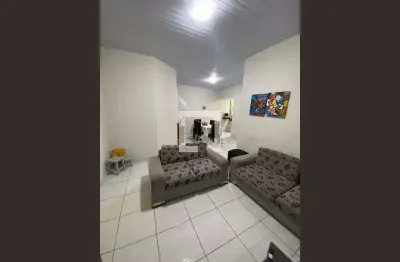 Casa com 2 quartos para alugar na Avenida Dona Delfina Borges, Vila Nova, Nova Iguaçu