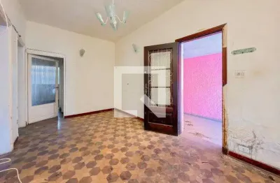 Casa com 3 quartos para alugar na Rua Eduardo Carlos Pereira, Ipiranga, São Paulo