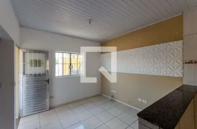 Casa com 1 quarto para alugar na Rua Fausto Lex, Vila Zat, São Paulo