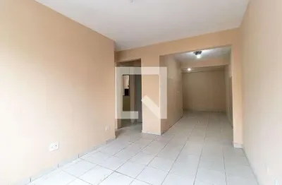 Casa com 2 quartos para alugar na Rua Miguel Oleskowicz, Pinheirinho, Curitiba