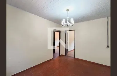 Casa com 2 quartos para alugar na Avenida Nami Azem, Jardim Sagrado Coração de Jesus, Jundiaí