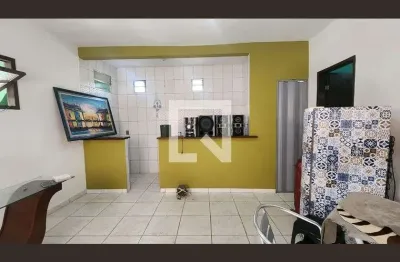 Casa com 1 quarto para alugar na Rua Doutor Esteves de Assis, Cidade Nova, Salvador