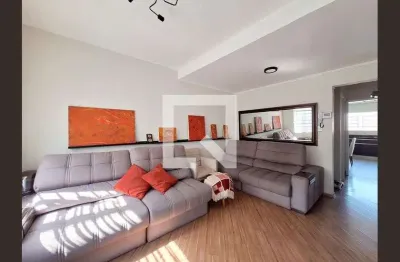 Casa com 3 quartos para alugar na Rua Amélia Perpétua, Água Fria, São Paulo