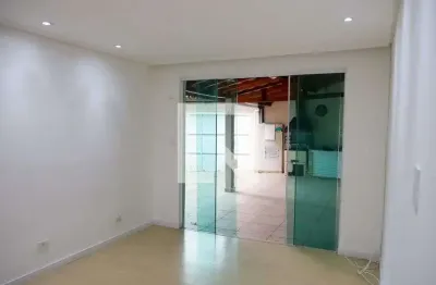 Casa com 3 quartos para alugar na Rua Dirce Cristensen, Bela Vista, Osasco