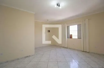 Casa com 4 quartos para alugar na Rua Doutor Henrique de Casais, Piqueri, São Paulo