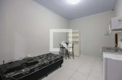 Kitnet / stúdio para aluguel - parque assunção, 1 quarto,  14 m² - taboão da serra