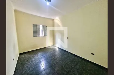 Casa com 1 quarto para alugar na Rua Itapira, Jardim Célia, Guarulhos