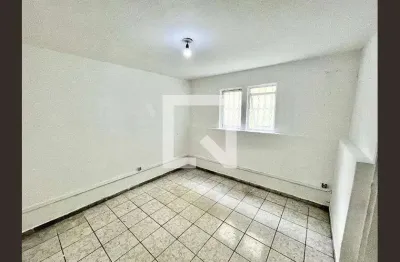 Casa com 1 quarto para alugar na Travessa Limoeiro, Santana, São Paulo