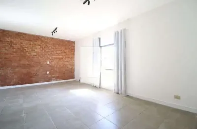 Casa com 4 quartos para alugar na Rua São Cristóvão, Tubalina, Uberlândia