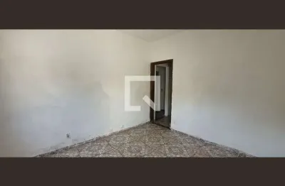 Casa com 2 quartos para alugar na Rua Amoras, Senhora Das Graças, Betim