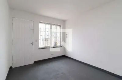 Casa com 1 quarto para alugar na Rua Aguacerita, Água Fria, São Paulo