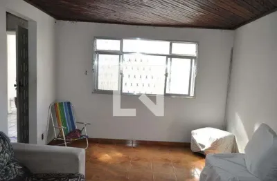 Casa para Aluguel - Abolição, 2 Quartos,  160 m² - Rio de Janeiro