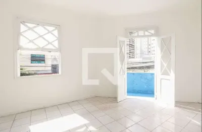 Casa com 6 quartos para alugar na Rua Filipe Camarão, Tatuapé, São Paulo