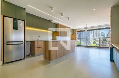 Casa com 2 quartos para alugar na Rua Cuxiponês, Sumaré, São Paulo