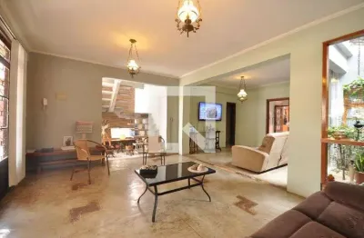 Casa com 5 quartos para alugar na Rua Luiz Antônio de Oliveira Alves, Vila Mazzei, São Paulo