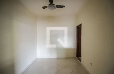 Casa com 2 quartos para alugar na Rua Major João Pinheiro, Centro, Belford Roxo