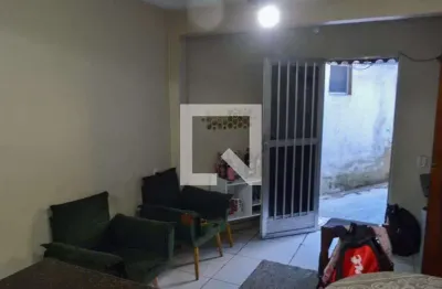 Casa com 1 quarto para alugar na Rua André Rocha, Taquara, Rio de Janeiro