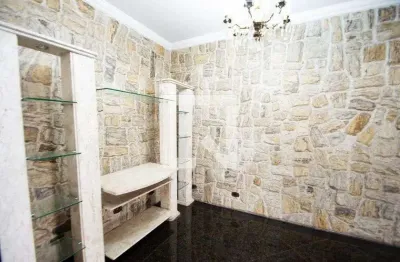 Casa com 3 quartos para alugar na Rua Engenheiro Francisco Azevedo, Sumaré, São Paulo