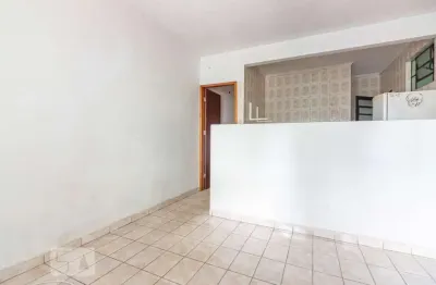Casa com 1 quarto para alugar na Rua Vinte e Três de Outubro, Butantã, São Paulo