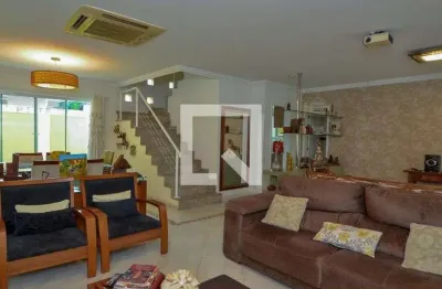 Casa / sobrado em condomínio para aluguel - vargem grande, 4 quartos,  380 m² - rio de janeiro