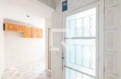 Casa com 1 quarto para alugar na Rua Afonso Celso, Vila Luzita, Santo André