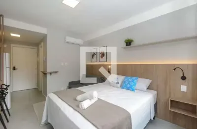 Apartamento para aluguel - rio branco, 1 quarto,  24 m² - porto alegre