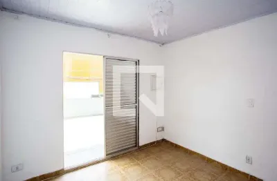 Casa com 1 quarto para alugar na Rua Barão de Cotegipe, Serraria, Diadema