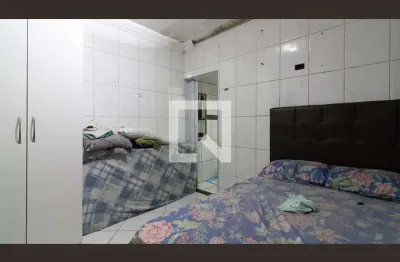 Casa com 1 quarto para alugar na Rua Plínio Reis, Vila Euthalia, São Paulo