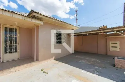 Casa com 2 quartos para alugar na Rua Vidal de Negreiros, Rio Branco, Canoas