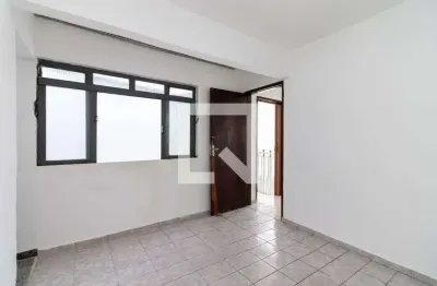 Casa com 1 quarto para alugar na Rua Castelo dos Mouros, Mandaqui, São Paulo